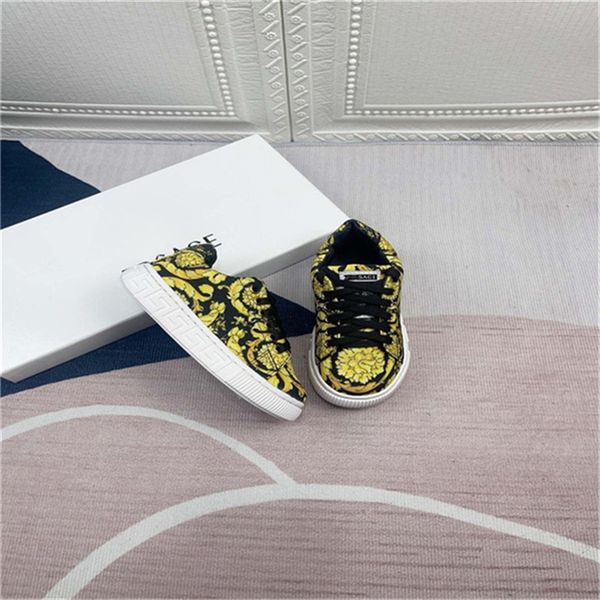 2023 autumn and winter new waterproof breathable sports shoes for children children's shoes for men and women board shoes 26-35a23, Black
2023 autumn and winter new waterproof breathable sports shoes for children children's shoes for men and women board shoes 26-35a23, Black