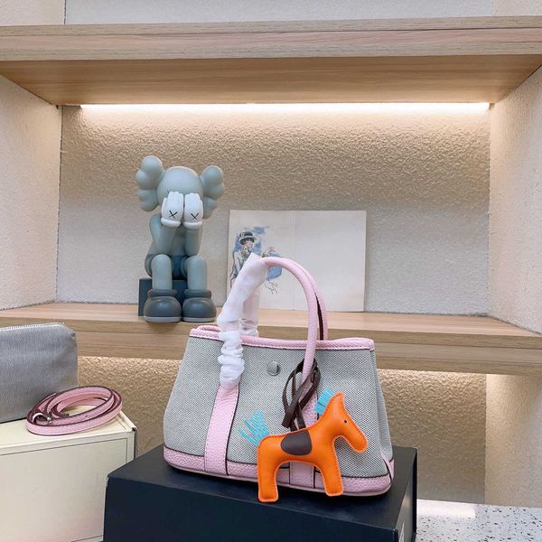 classical women bag totes tote herbag garden leather designer handbag party crossbody bags clutches purses 0627-222-23 iz8e
classical women bag totes tote herbag garden leather designer handbag party crossbody bags clutches purses 0627-222-23 iz8e
