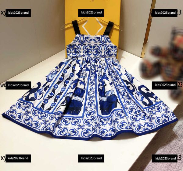 girls dresses elegant printing baby skirt designer dress size 100-160 cm kids summer pleated skirt new product april15, Red;yellow
girls dresses elegant printing baby skirt designer dress size 100-160 cm kids summer pleated skirt new product april15, Red;yellow