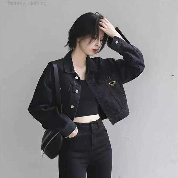 women's jacket designer brand women's autumn and winter women's denim short jacket slim fit flip collar button short jacket f, Black;brown
women's jacket designer brand women's autumn and winter women's denim short jacket slim fit flip collar button short jacket f, Black;brown