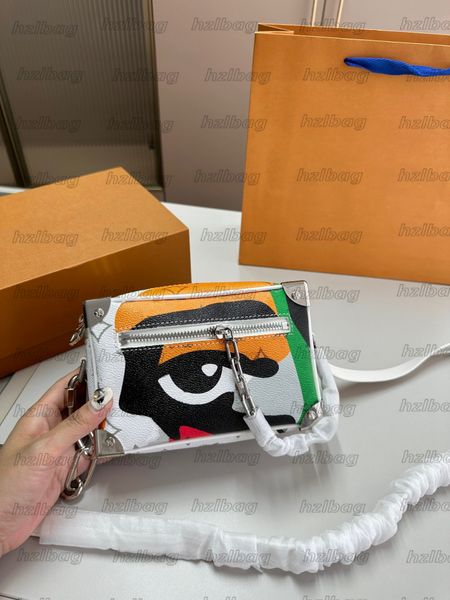 mini soft trunk cross body bag chunky chain 2021-22 collection shoulder bags green vintage monograms canvas mens designer bags m23144 m82558
mini soft trunk cross body bag chunky chain 2021-22 collection shoulder bags green vintage monograms canvas mens designer bags m23144 m82558