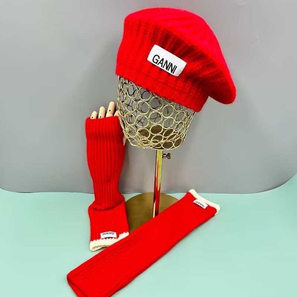 2023 designer new multi-colored beret gloves fall winter thermal label matching dopamine girls wearztyd, Blue;gray
2023 designer new multi-colored beret gloves fall winter thermal label matching dopamine girls wearztyd, Blue;gray