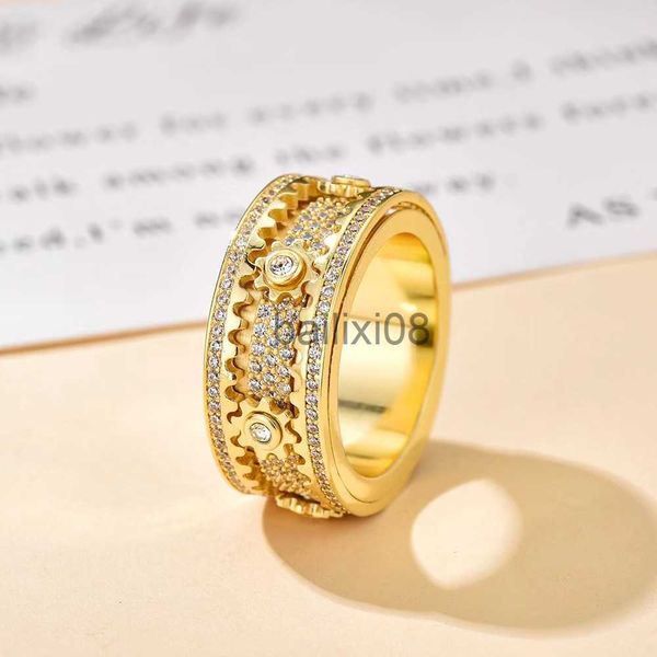band rings fashion style exquisite sculpture inlaid full diamond gear ring for men and women's all sky star rotatable j230819, Silver
band rings fashion style exquisite sculpture inlaid full diamond gear ring for men and women's all sky star rotatable j230819, Silver