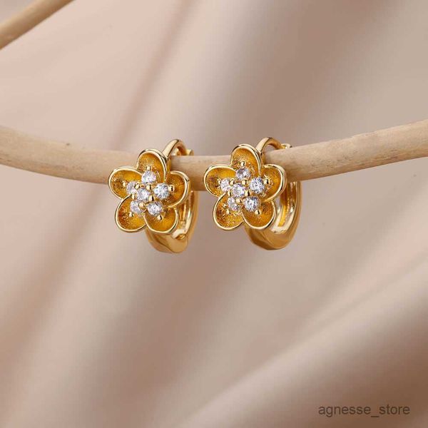 charm colored earrings for women petal sunflower earrings luxury jewelry gifts r230819, Golden
charm colored earrings for women petal sunflower earrings luxury jewelry gifts r230819, Golden