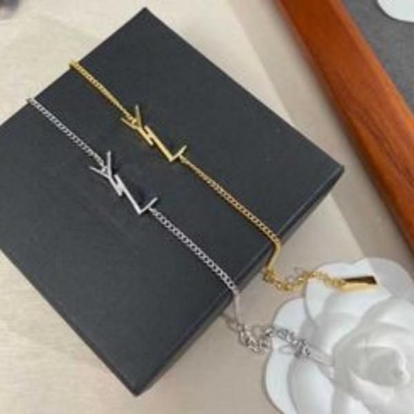 original designer girl female alphabet bracelet elegant love 18k gold bracelet y charm bracelet fashion jewelry ladies party, Golden;silver
original designer girl female alphabet bracelet elegant love 18k gold bracelet y charm bracelet fashion jewelry ladies party, Golden;silver