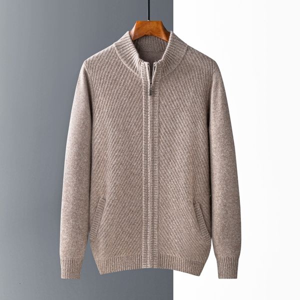 men's sweaters knitted coat casual loose fitting long sleeved jacket warm autumn and winter 100 cashmere standing neck zipper cardigan, White;black
men's sweaters knitted coat casual loose fitting long sleeved jacket warm autumn and winter 100 cashmere standing neck zipper cardigan, White;black
