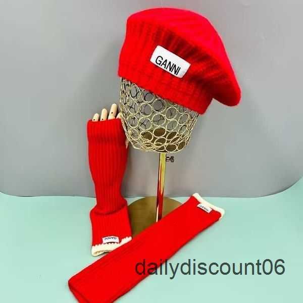 a new multi-colored beret glove designed by 2023 designer matches the label of a dopamine girl for autumn and winter warmth t9tg1e, Blue;gray
a new multi-colored beret glove designed by 2023 designer matches the label of a dopamine girl for autumn and winter warmth t9tg1e, Blue;gray