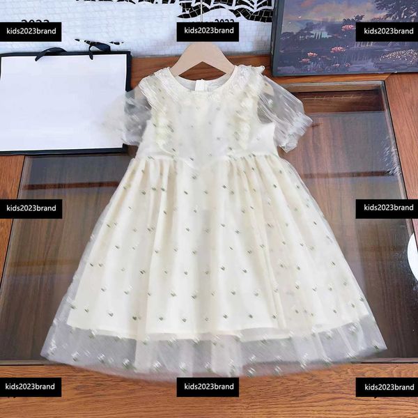 children's casual skirt letter flower embroidery fashion dress size 90-150 cm girls net yarn short-sleeved princess dress april19, Red;yellow
children's casual skirt letter flower embroidery fashion dress size 90-150 cm girls net yarn short-sleeved princess dress april19, Red;yellow