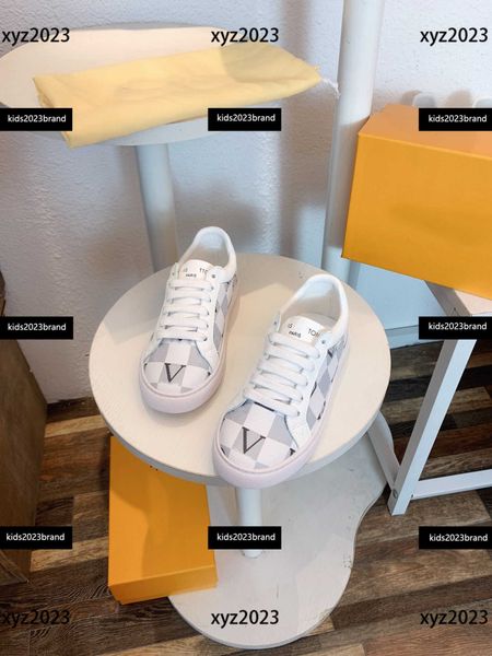 kids casual shoe child sneakers new listing box packaging sheepskin lining non-slip outsole rubber spring children's size 23-35, Black;red
kids casual shoe child sneakers new listing box packaging sheepskin lining non-slip outsole rubber spring children's size 23-35, Black;red