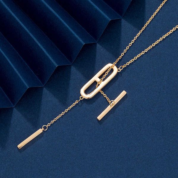 high h family hollowed out pig nose necklace s925 sterling silver 8-line diamond inlaid light luxury simple tassel pendant temperament clavi, Black
high h family hollowed out pig nose necklace s925 sterling silver 8-line diamond inlaid light luxury simple tassel pendant temperament clavi, Black
