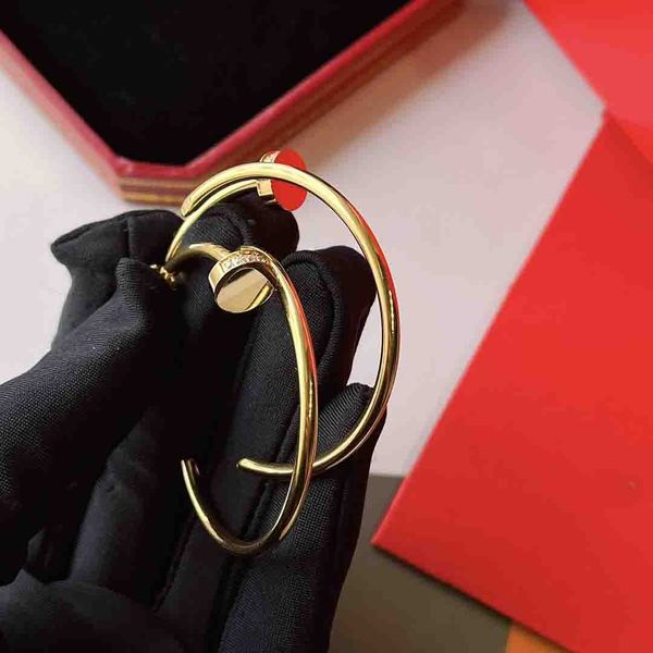 exquisite fashionable 18k gold-plated earrings charm design diamond studded earring luxury designer jewelry premium gifts for girls selected, Golden;silver
exquisite fashionable 18k gold-plated earrings charm design diamond studded earring luxury designer jewelry premium gifts for girls selected, Golden;silver