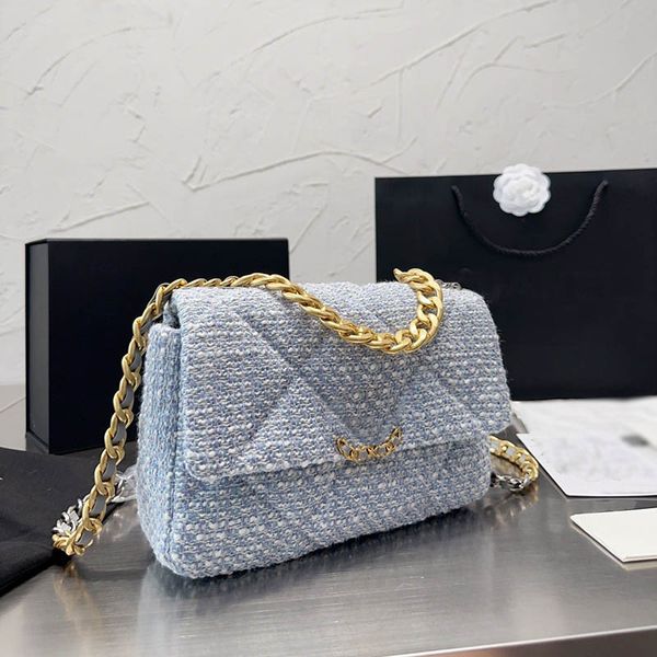 metal portable large capacity women 19 crossbody bag tweed quilted classic flap shoulder bag luxury handbag four color gold hardware designe
metal portable large capacity women 19 crossbody bag tweed quilted classic flap shoulder bag luxury handbag four color gold hardware designe