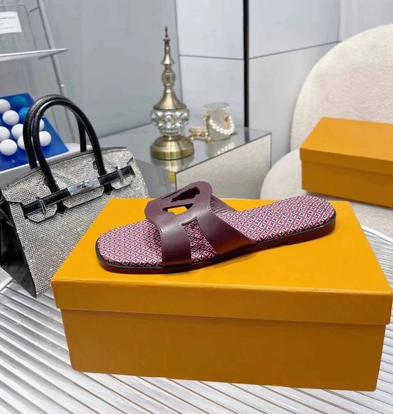 women shoes luxury sandal isolas flat mule slide monograms open toe round toe outsole slides flip flop fashioned soft calfskin wide front st, Black
women shoes luxury sandal isolas flat mule slide monograms open toe round toe outsole slides flip flop fashioned soft calfskin wide front st, Black