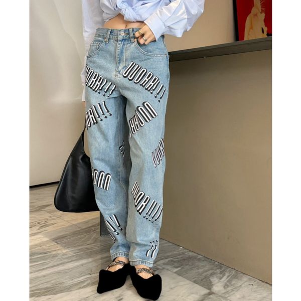8.19 fashion letter print leather label decoration casual washed straight jeans women, Blue
8.19 fashion letter print leather label decoration casual washed straight jeans women, Blue