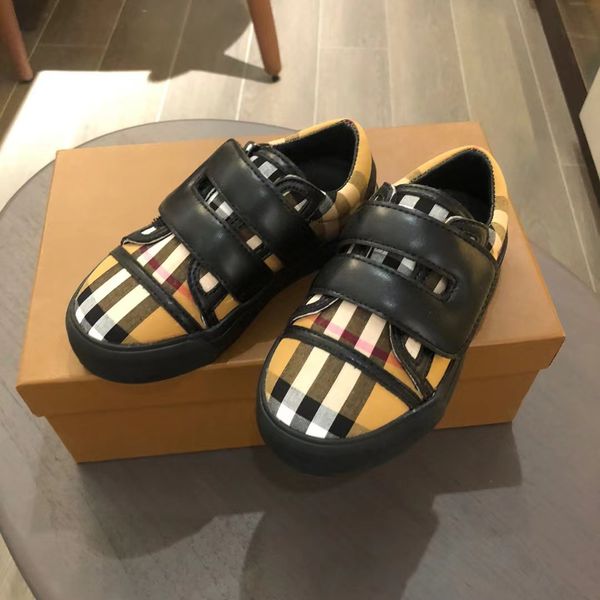 big kid shoe designer boy plaid football sock shoes sneaker little girls athletic walking shoes send with box 2023, Black 
big kid shoe designer boy plaid football sock shoes sneaker little girls athletic walking shoes send with box 2023, Black