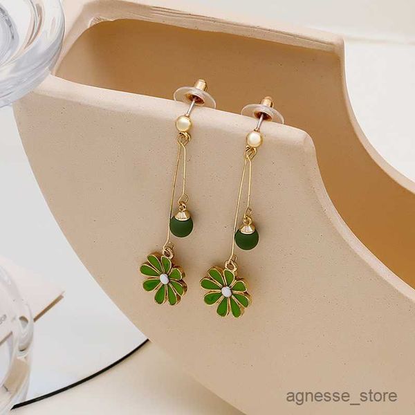 charm green fresh versatile earrings simple gentle temperament earrings clip jewelry women r230819, Golden
charm green fresh versatile earrings simple gentle temperament earrings clip jewelry women r230819, Golden