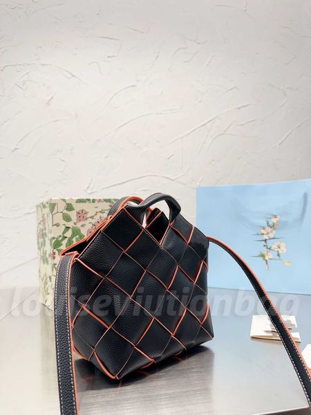 luxury handbag designer crossbody tabby bag shoulder bag for women genuine leather female fashiondesigner bags 103936
luxury handbag designer crossbody tabby bag shoulder bag for women genuine leather female fashiondesigner bags 103936