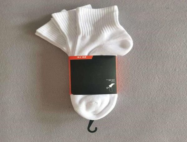 mens socks women cotton allmatch classic ankle letter breathable black and white football basketball sports sock who7088021
mens socks women cotton allmatch classic ankle letter breathable black and white football basketball sports sock who7088021