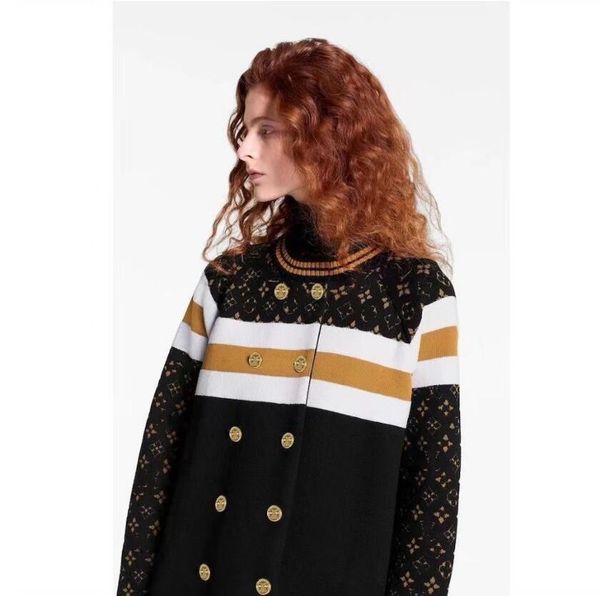 designer women's sweater v-neck luxury cardigan button high-end comfort plus size long sleeve coats, White;black
designer women's sweater v-neck luxury cardigan button high-end comfort plus size long sleeve coats, White;black