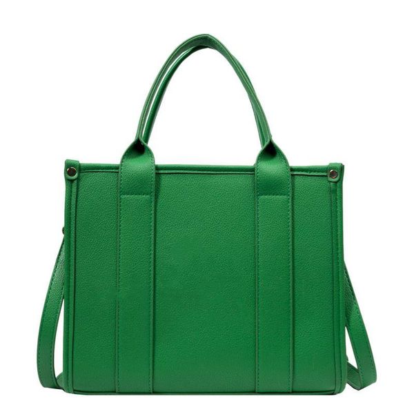 simple diagonal fashion tote bag womens handbag luxury bags totes for shoping new personality trend large capacity retro letter portable mes
simple diagonal fashion tote bag womens handbag luxury bags totes for shoping new personality trend large capacity retro letter portable mes