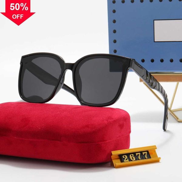 brand outlet designer sunglass original classic sunglasses for men women anti-uv polarized lenses driving travel beach fashion luxury sun gl, White;black
brand outlet designer sunglass original classic sunglasses for men women anti-uv polarized lenses driving travel beach fashion luxury sun gl, White;black