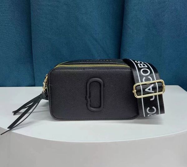 fashion bag ladie handbag famous totes snapscamera small crossbody purse women shoulder bags messenger cross body r230819, Red;black
fashion bag ladie handbag famous totes snapscamera small crossbody purse women shoulder bags messenger cross body r230819, Red;black