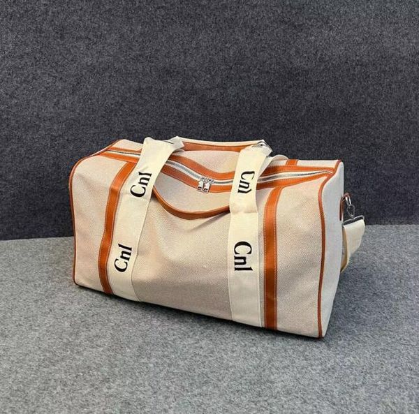 designer travel bags canvas handbags large capacity holdall carry on luggages duffel bags letter print luggage letter handbag
designer travel bags canvas handbags large capacity holdall carry on luggages duffel bags letter print luggage letter handbag