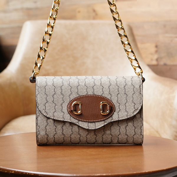 designer mini shoulder bag 20cm messenger bag 10a horsebit 1955 crossbody bags 724713 with box g083
designer mini shoulder bag 20cm messenger bag 10a horsebit 1955 crossbody bags 724713 with box g083