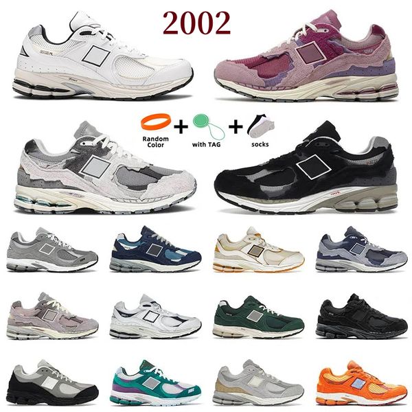 2002r luxury fashion sneaker designer shoes 2002 women mens protection pack phantom rain on cloud white black lunar new year mule camo grey
2002r luxury fashion sneaker designer shoes 2002 women mens protection pack phantom rain on cloud white black lunar new year mule camo grey