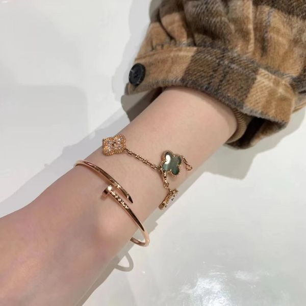 four leaf clover bracelet designe luxuryr bracelet for woman luxury jewelry bracelets designer women christmas gift designer jewelry bracele, Black
four leaf clover bracelet designe luxuryr bracelet for woman luxury jewelry bracelets designer women christmas gift designer jewelry bracele, Black