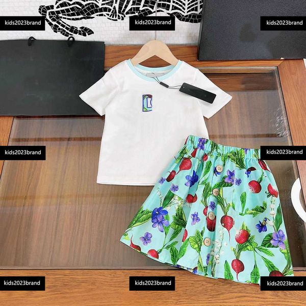tracksuits kid sets high-quality baby suit size 100-160 cm 2pcs round neck t-shirt and floral fashion short skirt april10, White
tracksuits kid sets high-quality baby suit size 100-160 cm 2pcs round neck t-shirt and floral fashion short skirt april10, White