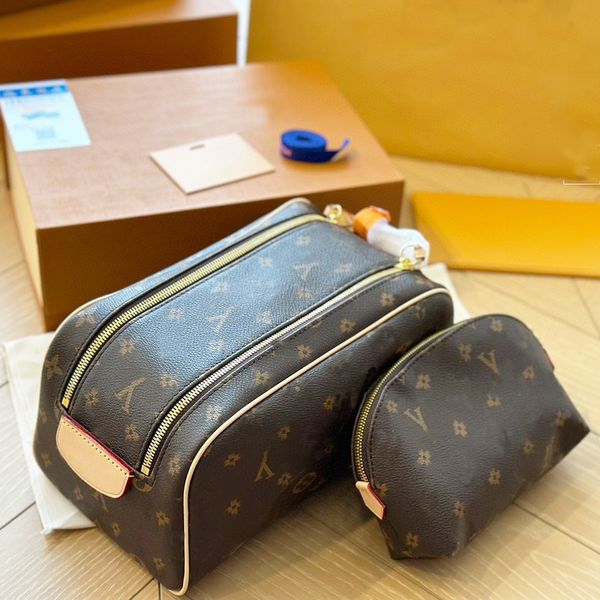 luxurys designers bag dopp kit toiletry bag cosmetic bag wallets card muse vanity case cross body tote key hangbag cards coins no34
luxurys designers bag dopp kit toiletry bag cosmetic bag wallets card muse vanity case cross body tote key hangbag cards coins no34