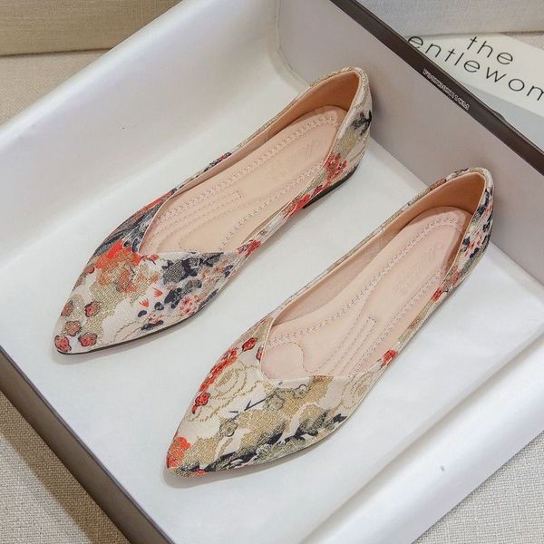 dress shoes 2023 summer fashion softsoled with skirts retro pointed flat print comfortable and elegant casual women's 230818, Black
dress shoes 2023 summer fashion softsoled with skirts retro pointed flat print comfortable and elegant casual women's 230818, Black
