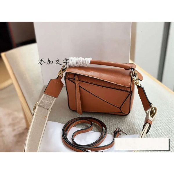 10a fashion makeup bag shoulder bag puzzle large capacity zipper opening leather bag body linen adjustable shoulder strap vacation
10a fashion makeup bag shoulder bag puzzle large capacity zipper opening leather bag body linen adjustable shoulder strap vacation