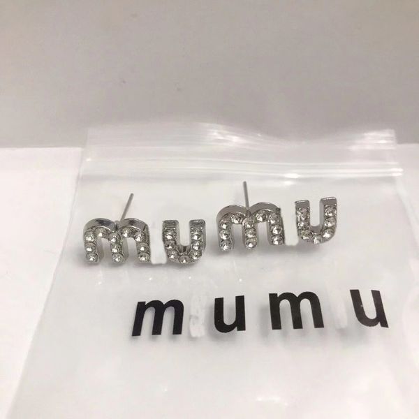 miss mi earrings light luxury fashion versatile advanced letter earrings silver needle temperament simple female earrings, Golden;silver
miss mi earrings light luxury fashion versatile advanced letter earrings silver needle temperament simple female earrings, Golden;silver