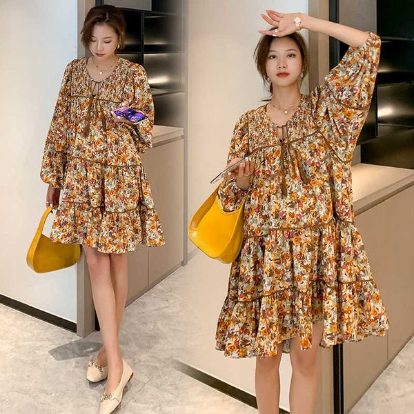 spring new pregnant women's loose fragmented flower ethnic style spicy mom french elegant dress, White
spring new pregnant women's loose fragmented flower ethnic style spicy mom french elegant dress, White