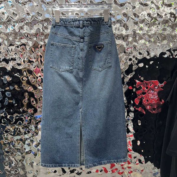 women casual dress fashion denim tennis skirt classic embroidery logo denim blue slit all-match skirt luxury brand woman clothing dresses, Black;gray
women casual dress fashion denim tennis skirt classic embroidery logo denim blue slit all-match skirt luxury brand woman clothing dresses, Black;gray