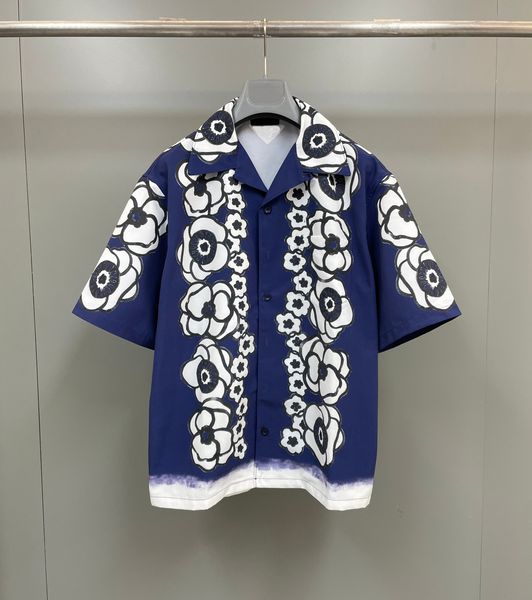 2023 brand mens short sleeve shirt fashion printing design us size loose version of the shirt luxury designer shirt, White;black
2023 brand mens short sleeve shirt fashion printing design us size loose version of the shirt luxury designer shirt, White;black