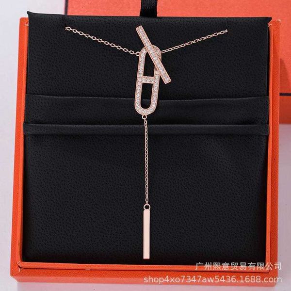 brand s925 sterling silver tassel pig nose necklace for women with full diamond ot buckle simple and versatile collar chain, Black
brand s925 sterling silver tassel pig nose necklace for women with full diamond ot buckle simple and versatile collar chain, Black
