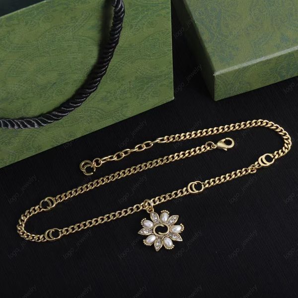 luxury designer fashion floral pendant necklaces 14k gold double letter crystal pendant necklace for men and women alike with box, Silver
luxury designer fashion floral pendant necklaces 14k gold double letter crystal pendant necklace for men and women alike with box, Silver