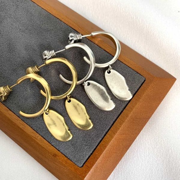 fashion designer alexander queen sculptured geometric pendant earrings for women with advanced sense individualized temperament skull head e, Golden
fashion designer alexander queen sculptured geometric pendant earrings for women with advanced sense individualized temperament skull head e, Golden