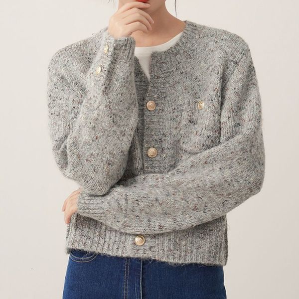 women's knits tees chic knitted cardigans sweaters for women 2023 autumn winter long sleeve sweater coats woman korean singlebreasted c, White
women's knits tees chic knitted cardigans sweaters for women 2023 autumn winter long sleeve sweater coats woman korean singlebreasted c, White