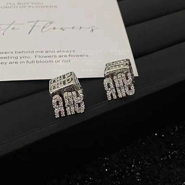 r miumiu fashion earrings full diamond letter for women's light luxury front and rear 3d square with a small design earrings luxury acc, Golden
r miumiu fashion earrings full diamond letter for women's light luxury front and rear 3d square with a small design earrings luxury acc, Golden
