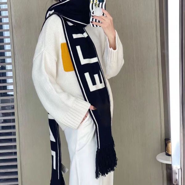 Echarpe Silk Scarf Fashion Designer Scarf for Men and Women Wool Ch Cashmere Letter Jacquard Scarves Wholesale
Echarpe Silk Scarf Fashion Designer Scarf for Men and Women Wool Ch Cashmere Letter Jacquard Scarves Wholesale