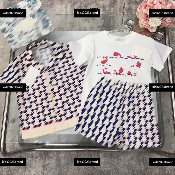 tracksuits kids designer clothes baby suits 3pcs single breasted short sleeved shirt letter printed shorts wave pattern t-shirt, White
tracksuits kids designer clothes baby suits 3pcs single breasted short sleeved shirt letter printed shorts wave pattern t-shirt, White
