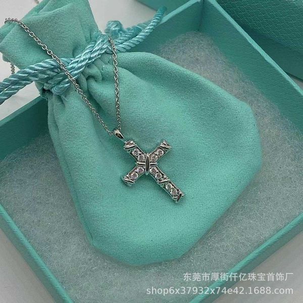 brand tiffay cross studded diamond high version necklace s925 sterling silver fashionable and minimalist collarbone chain, Black
brand tiffay cross studded diamond high version necklace s925 sterling silver fashionable and minimalist collarbone chain, Black