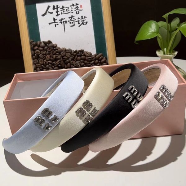 23 new miu letter diamond headband fashion sponge hair card wide edge south korea and south korea simple hair accessories, Golden;silver
23 new miu letter diamond headband fashion sponge hair card wide edge south korea and south korea simple hair accessories, Golden;silver