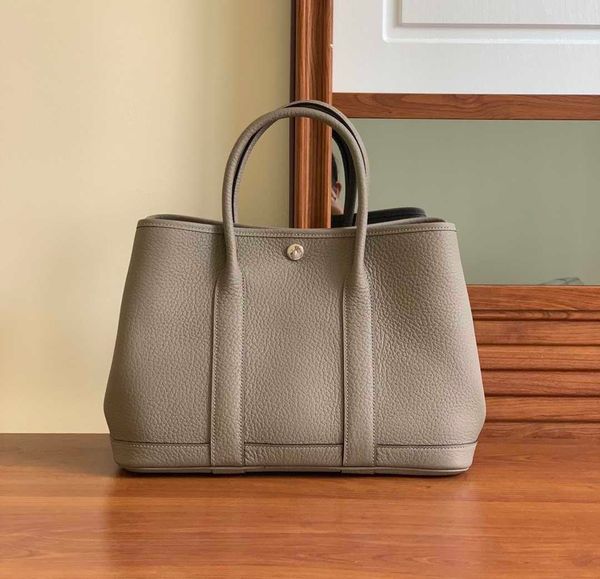 garden 10a women's handbag luxurious party bag designers bags totes large size crossbody purse cowhide learther production n30m
garden 10a women's handbag luxurious party bag designers bags totes large size crossbody purse cowhide learther production n30m