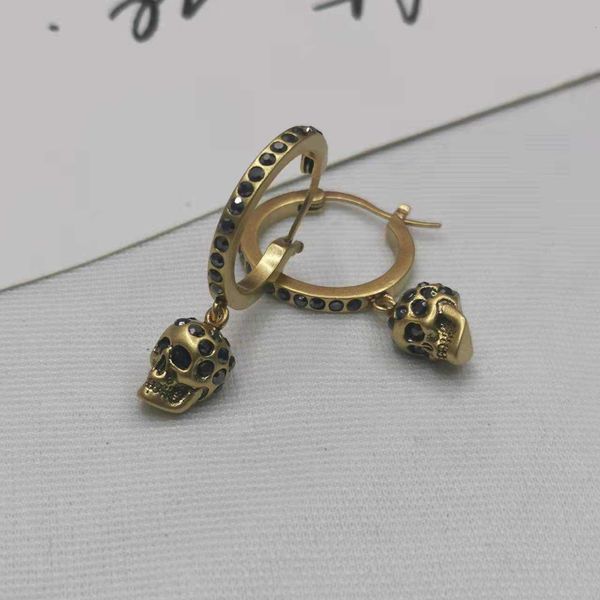 fashion designer alexander queen circle skull earrings women's advanced temperament earrings style full drill earrings, Golden
fashion designer alexander queen circle skull earrings women's advanced temperament earrings style full drill earrings, Golden