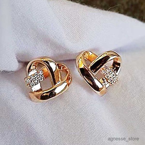 charm eternity love earrings ear stud silver color/gold color fashion heart earrings for women chic wedding jewelry r230819, Golden
charm eternity love earrings ear stud silver color/gold color fashion heart earrings for women chic wedding jewelry r230819, Golden